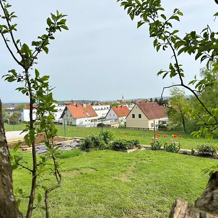 ホームステイ Ferienzimmer Trummer フュルステンフェルト