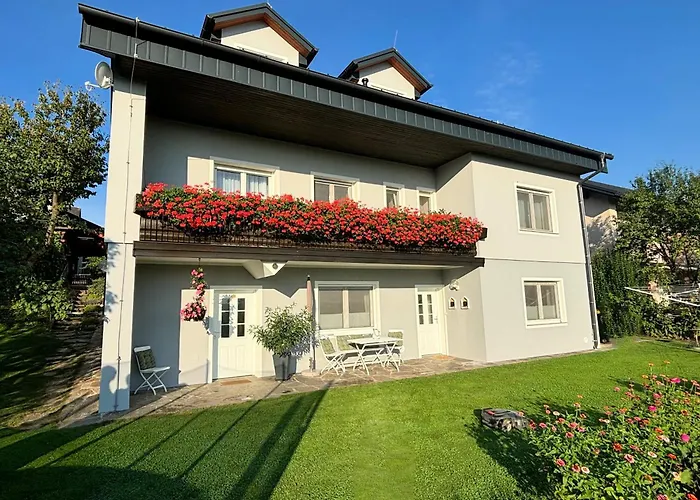 홈스테이 Ferienzimmer Trummer 퓌르슈텐펠트