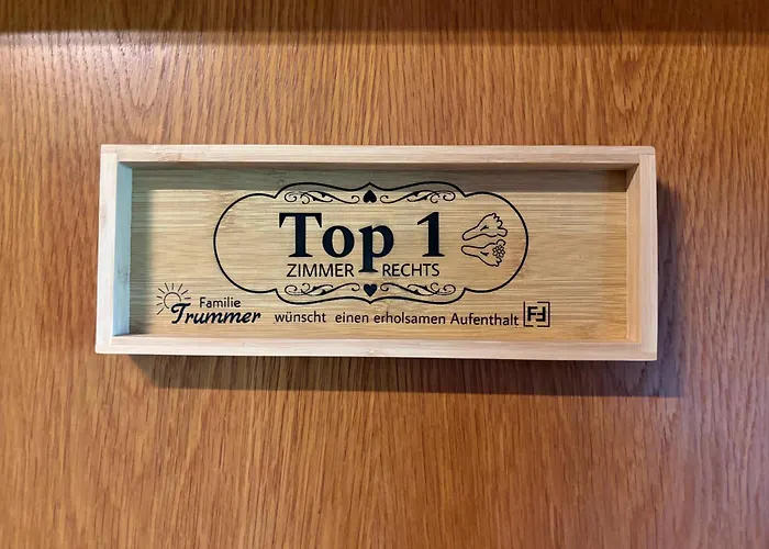 Ferienzimmer Trummer 홈스테이 퓌르슈텐펠트